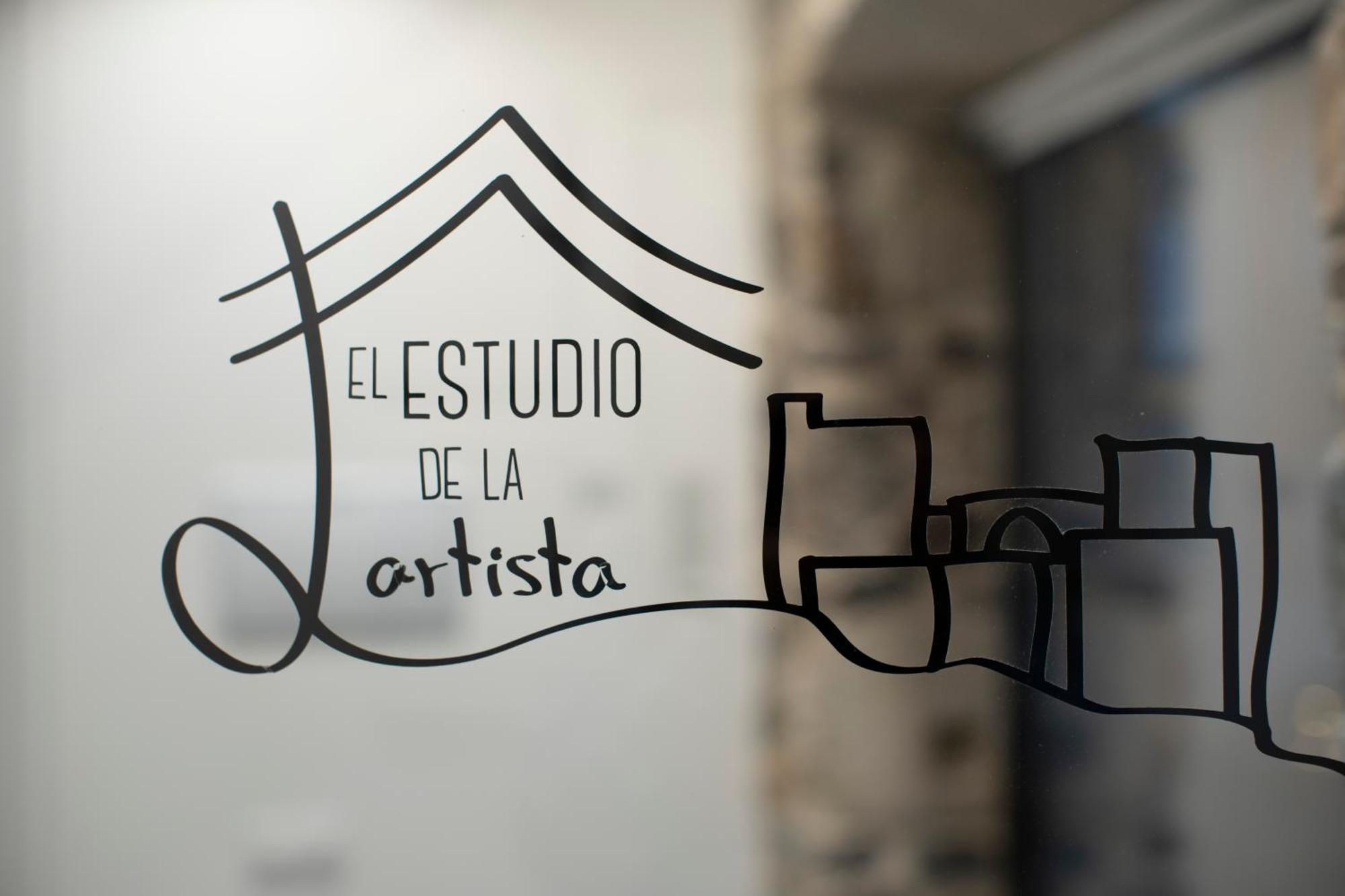 El Estudio De La Artista - El Casar De Leo Alburquerque Ngoại thất bức ảnh